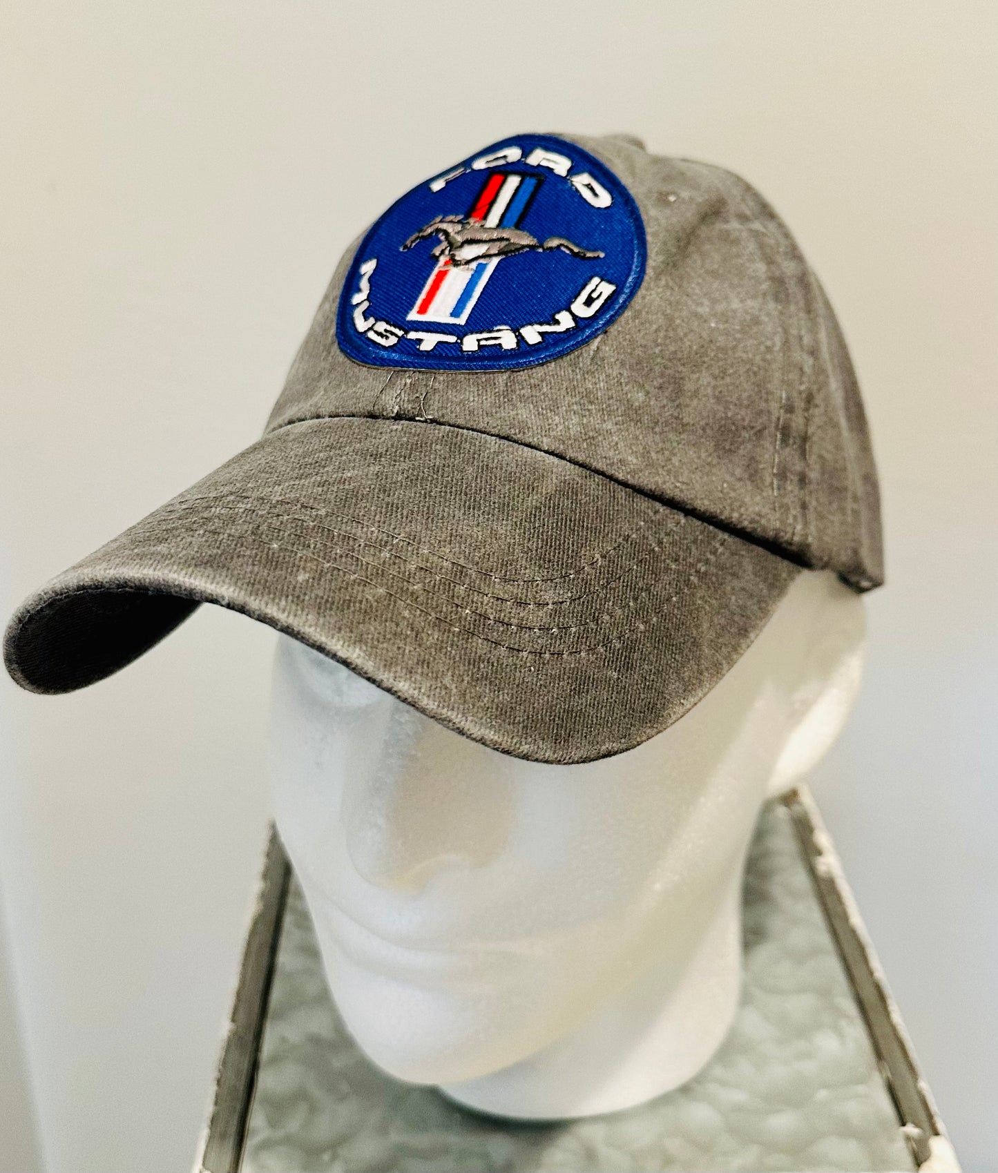 Mustang Custom Vintage Retro Patch Gray Relaxed Fit Hat